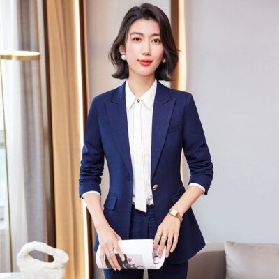 Stylish corporate blazer suit for women